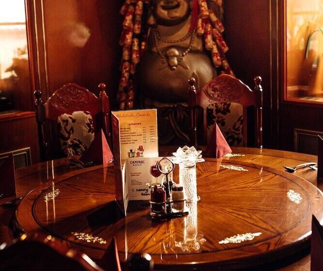 ホテル Und Restaurant Peking