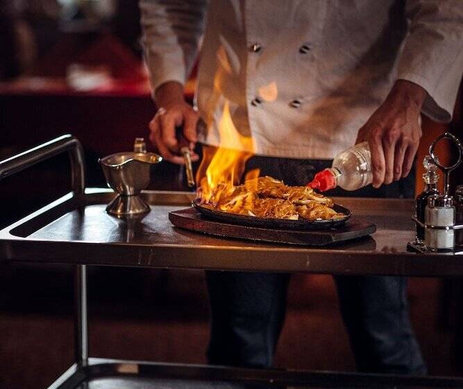 ホテル Und Restaurant Peking