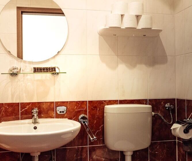 ホテル Und Restaurant Peking