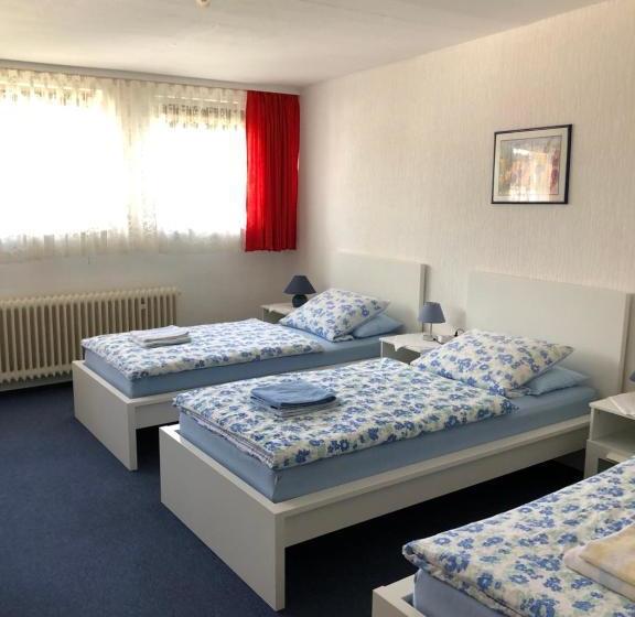 Отель Urberacher Hof