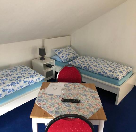 Отель Urberacher Hof