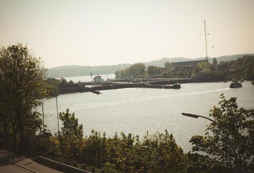 ホテル Waffenschmiede