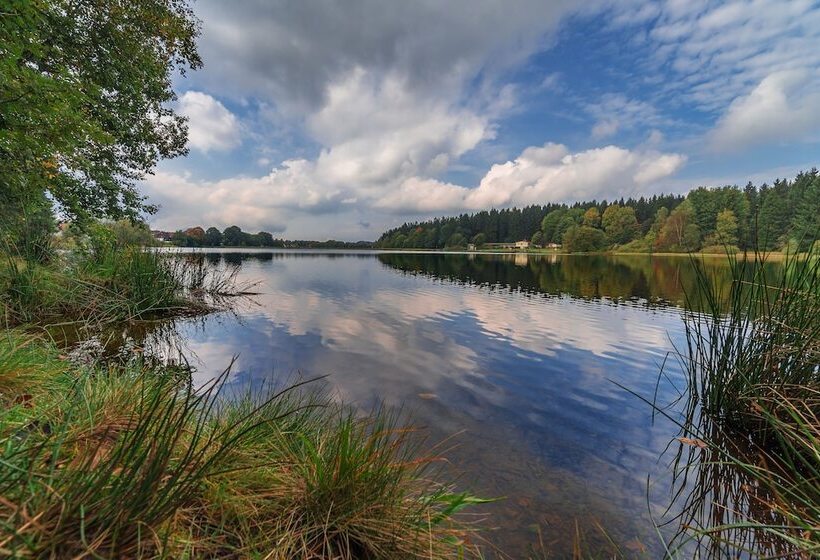 هتل Waldsee Feriendienst  Ferienpark Am Waldsee