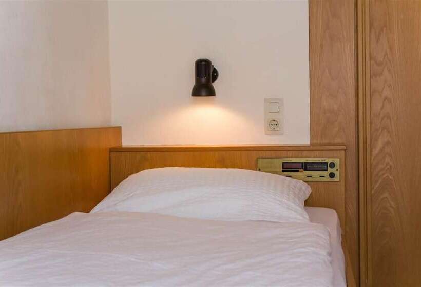 בית מלון כפרי Weinhaus Weis