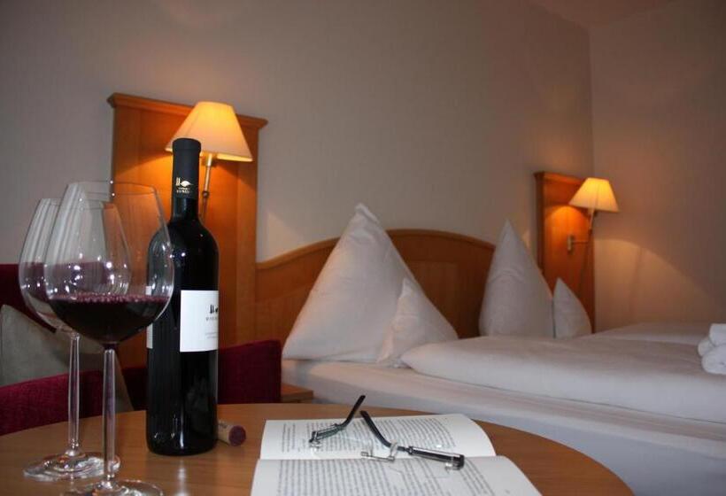 ホテル Wiedemann S Wein