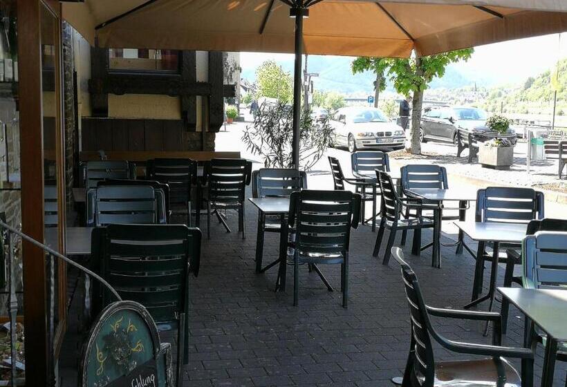 בית מלון כפרי Winzerhof Brachtendorf