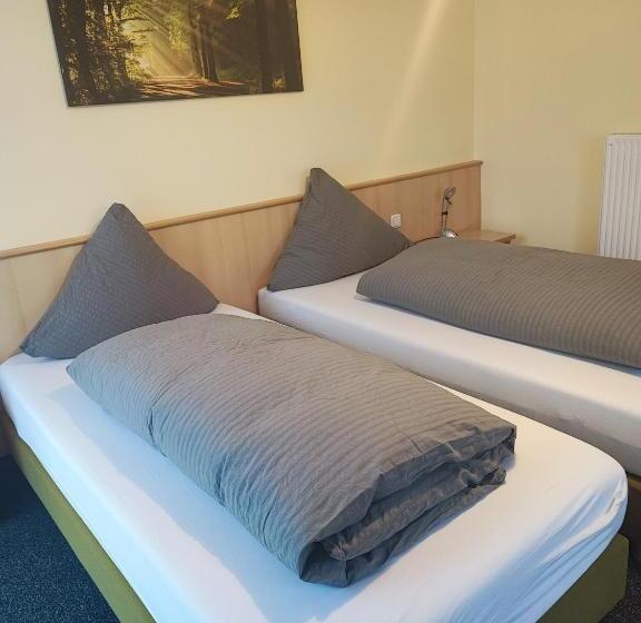 호텔 Wirtshaus Zur Bina