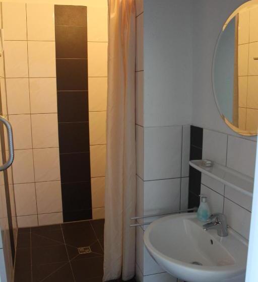 Отель World House Wetten