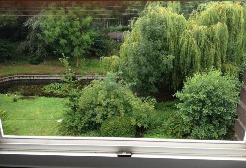 Отель World House Wetten