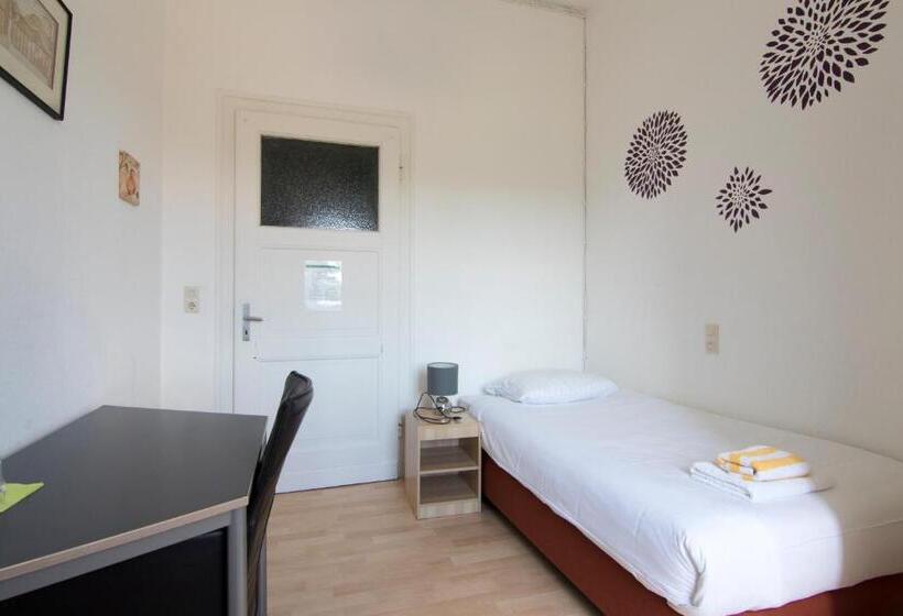 Отель World House Wetten