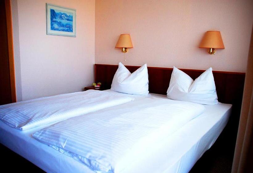 בית מלון כפרי Ziegenkrug Rostocker Tor