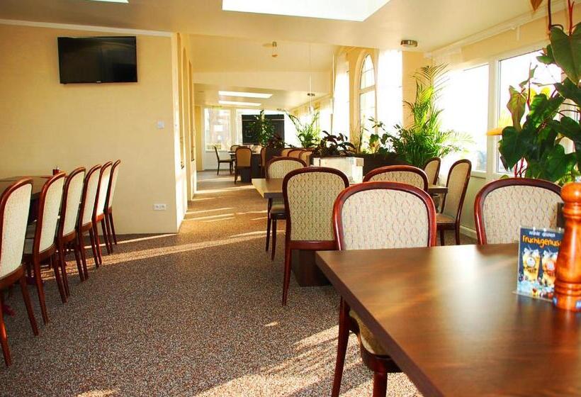 בית מלון כפרי Ziegenkrug Rostocker Tor