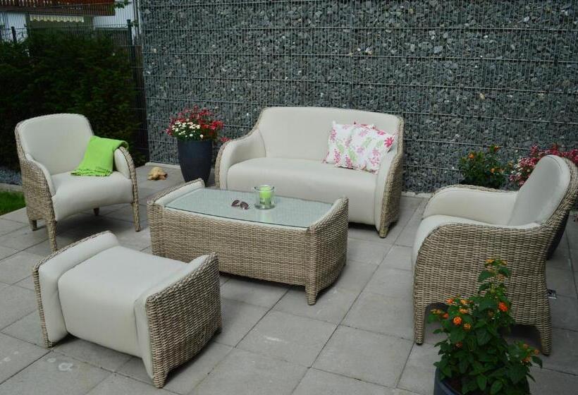 هتل Zum Kreuzberg