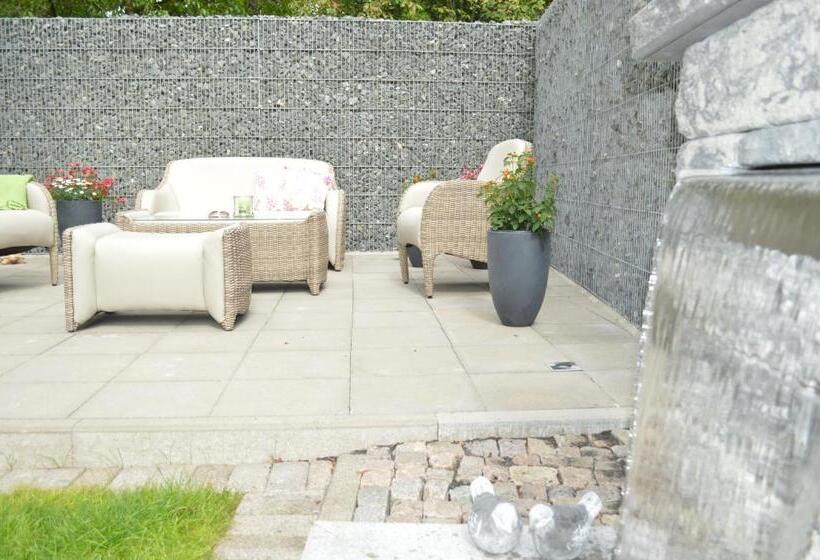 هتل Zum Kreuzberg