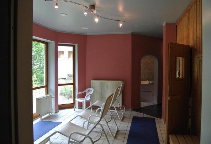 ホテル Zwieseler Waldhaus