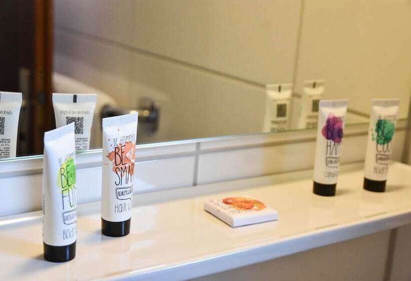 Martins Klause Airport Messe Hotel Self Check In