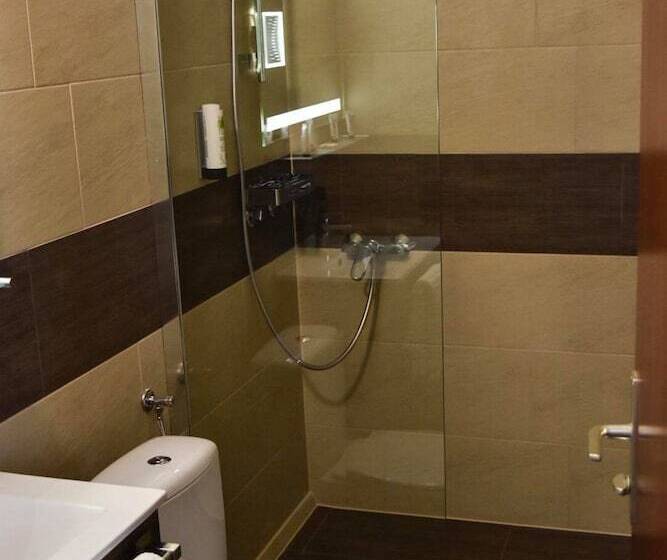 Martins Klause Airport Messe Hotel Self Check In