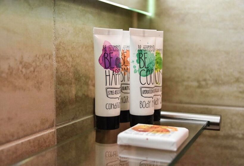 Martins Klause Airport Messe Hotel Self Check In