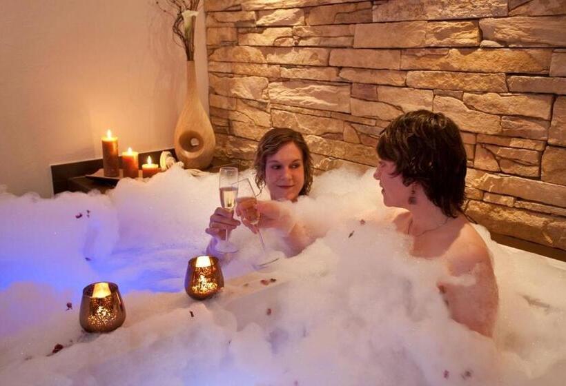 Naturpurhotel Maarblick