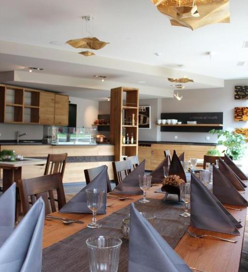 Naturpurhotel Maarblick