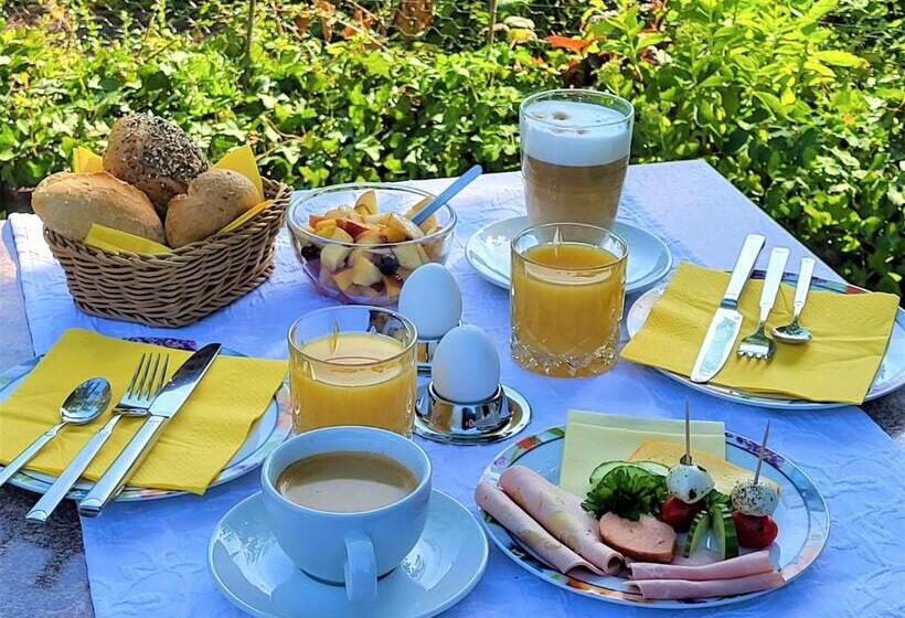 Parkhotel Am Schwanenteich