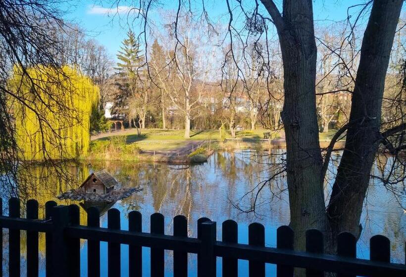 Parkhotel Am Schwanenteich