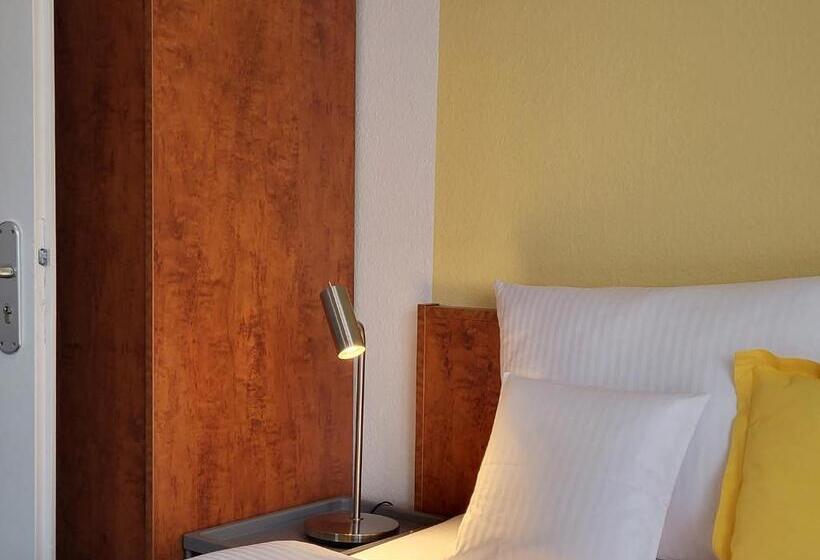 Parkhotel Am Schwanenteich