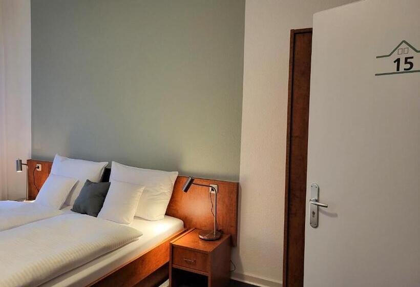 Parkhotel Am Schwanenteich