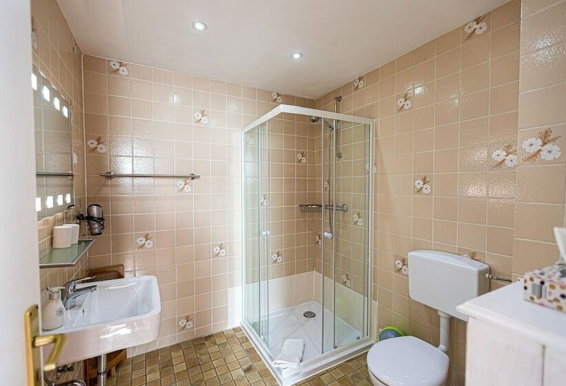 Ski Und Bikerhotel Villa Sonnenschein