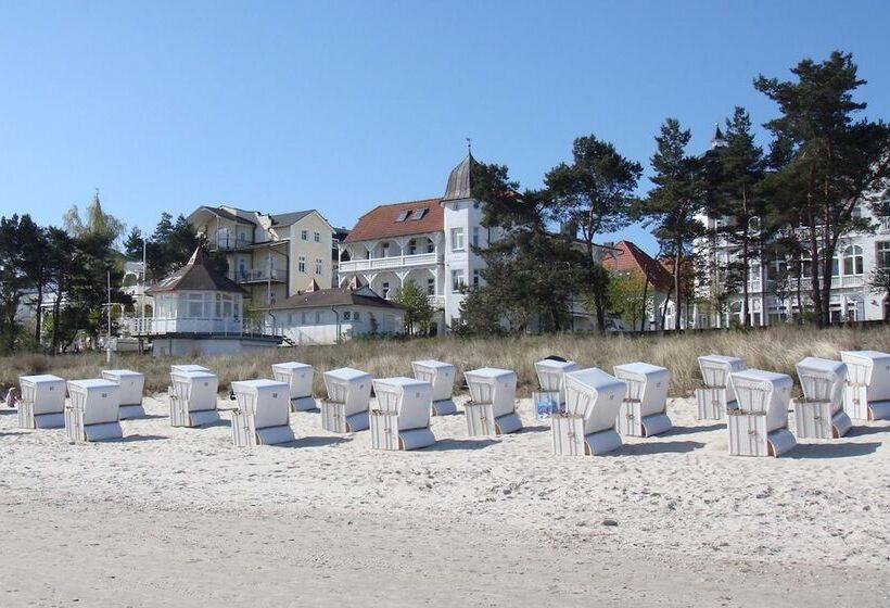 Strandhotel Zur Promenade