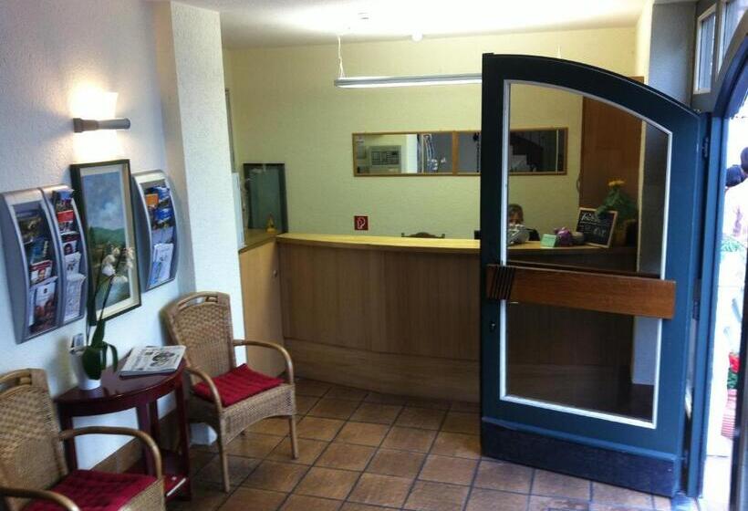 Tauberhotel Kette