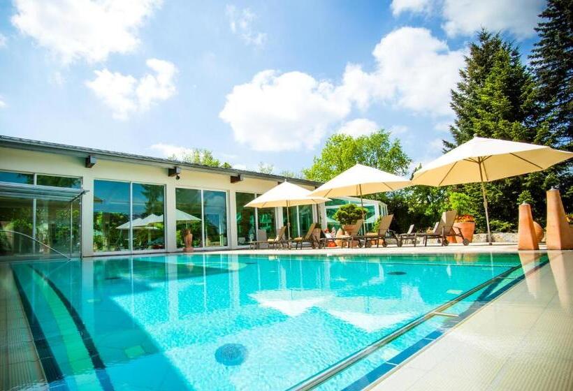 Thermenhotel Quellenhof