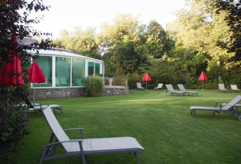 Thermenhotel Quellenhof