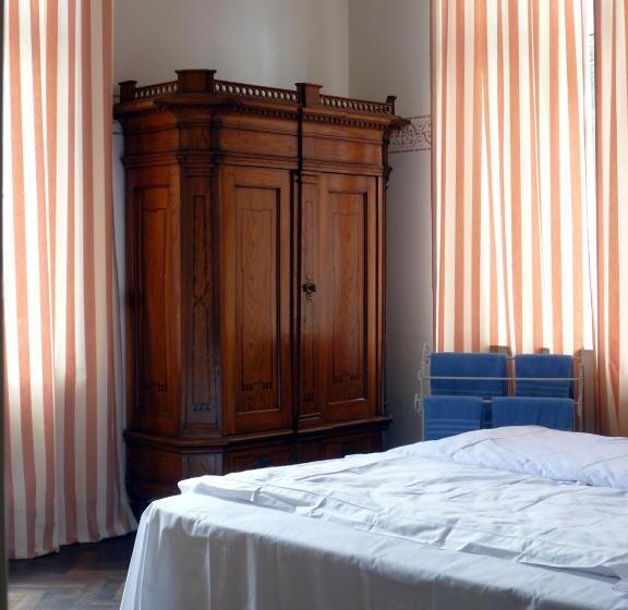 Villa Zur Erholung Bed & Breakfast