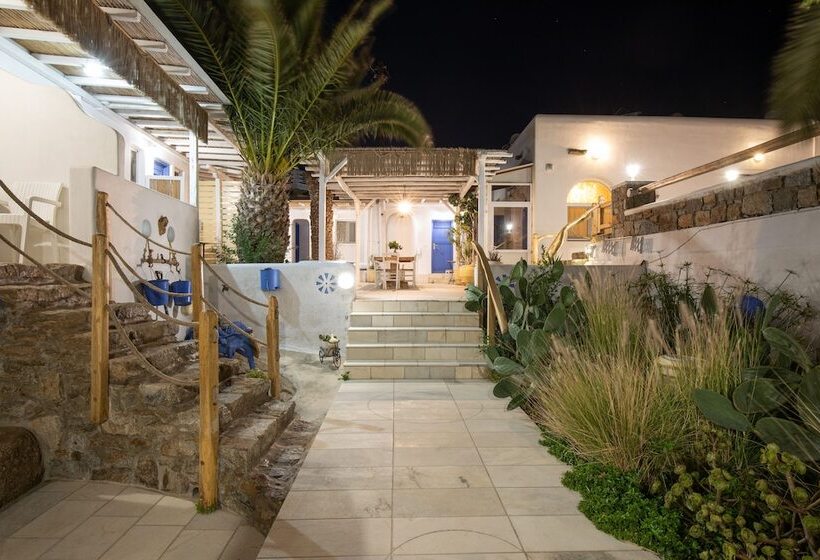 Alexandros Mykonos