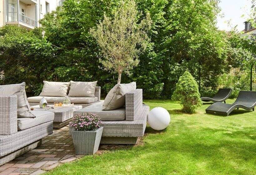 Auenwald Hotel Und Apartmenthaus