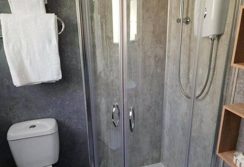 تختخواب و صبحانه Briarbank Guest House