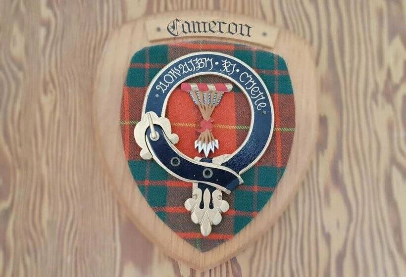 تختخواب و صبحانه Briarbank Guest House