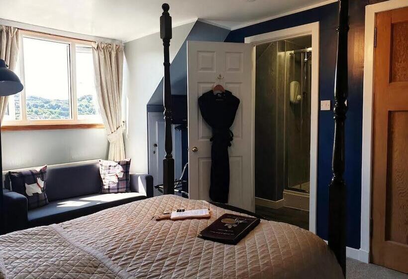 تختخواب و صبحانه Briarbank Guest House