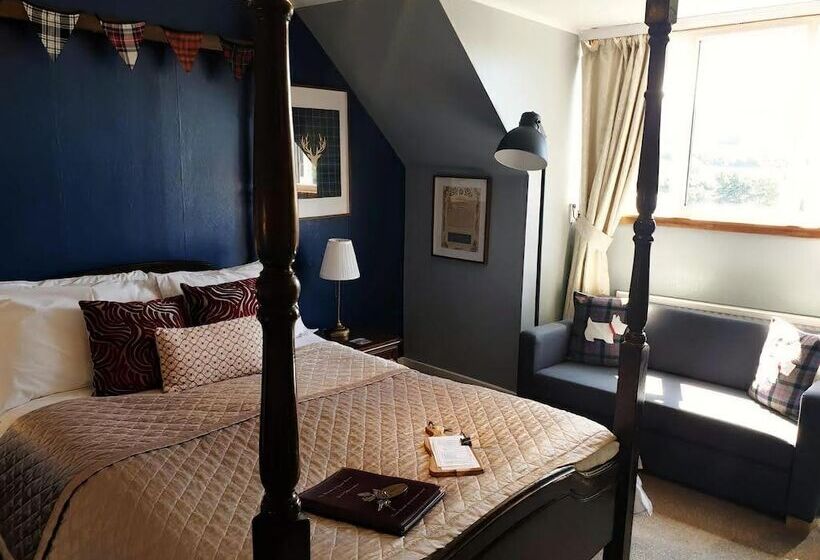 تختخواب و صبحانه Briarbank Guest House