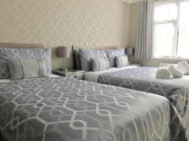 צימר Bromwell Court