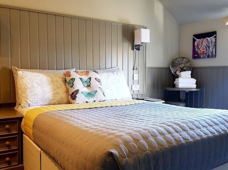 مبيت وإفطار Bull