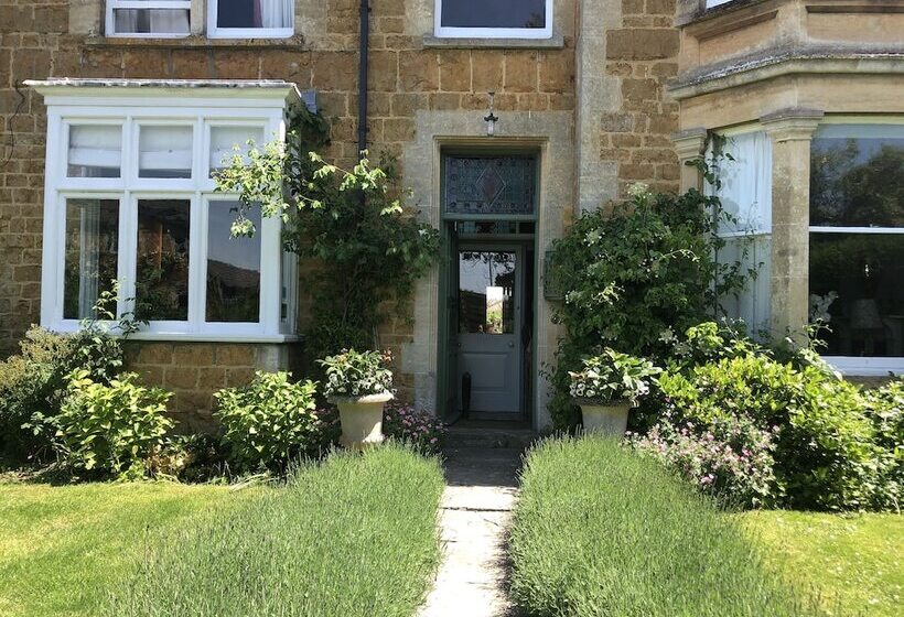 مبيت وإفطار Ellesmere House