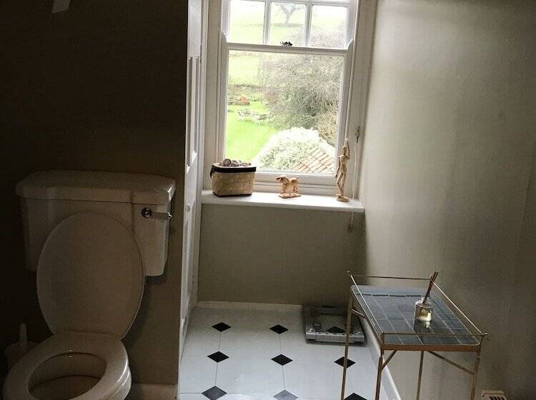 مبيت وإفطار Ellesmere House