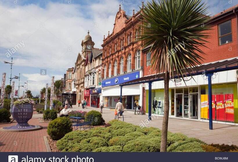 مبيت وإفطار Esjays At Knowles House