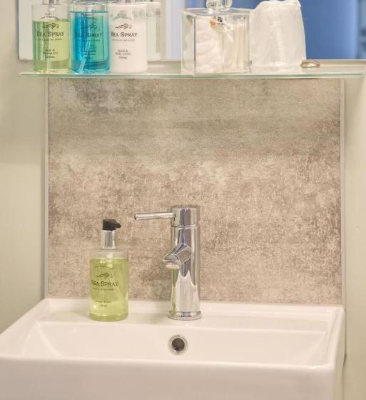 ベッドアンドブレックファースト The Cambridge Guest House By Tas