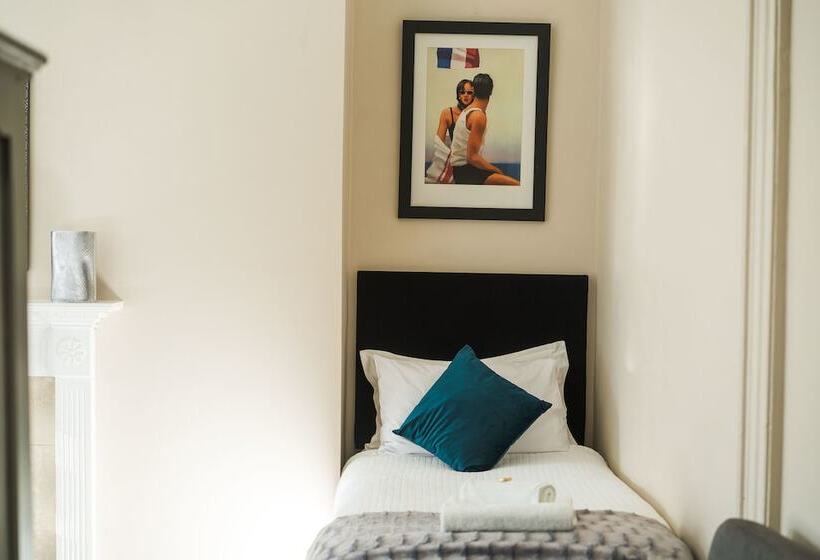 Bed and Breakfast The Henry Guest House