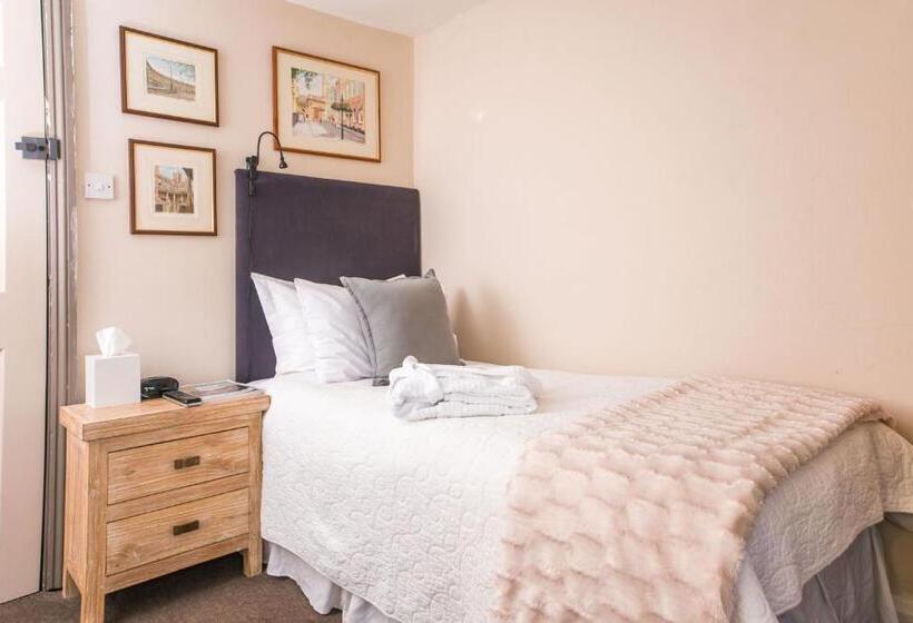 Bed and Breakfast The Henry Guest House