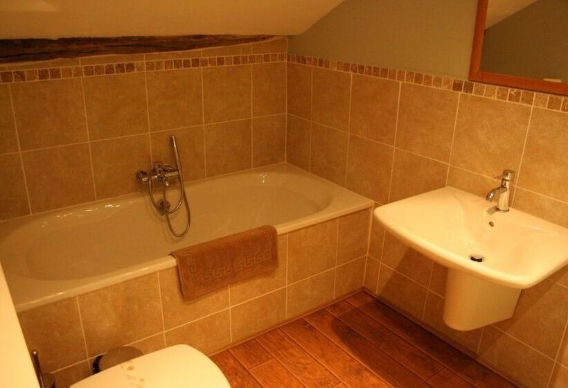 住宿加早餐  The Mardale Inn