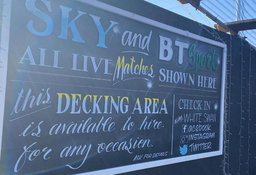 مبيت وإفطار The White Swan, Yeadon